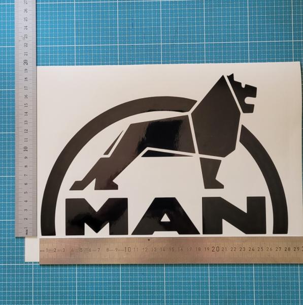 M A N Logo mit Löwe